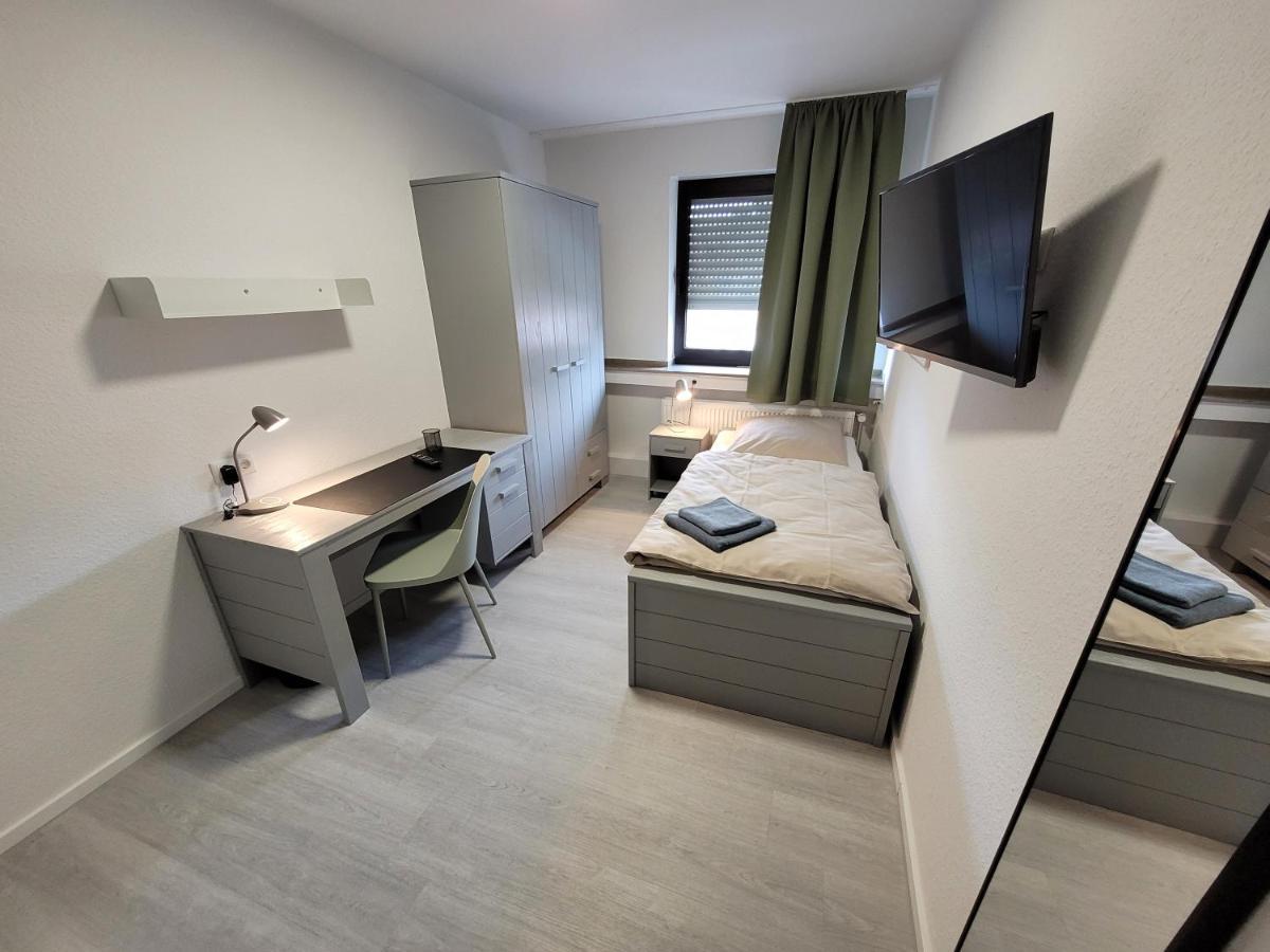 Guesthouse Wi Rooms Jülich Eksteriør billede