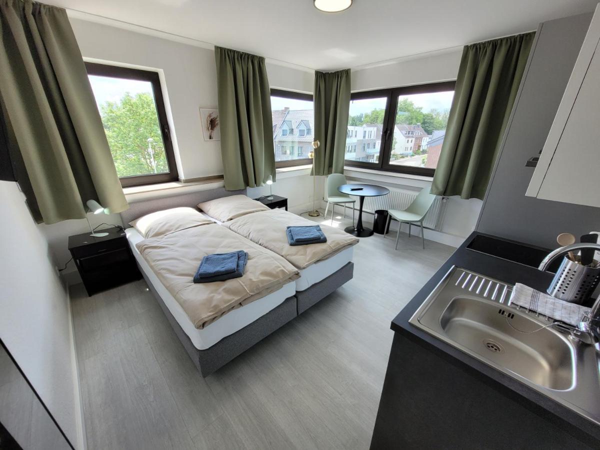 Guesthouse Wi Rooms Jülich Eksteriør billede