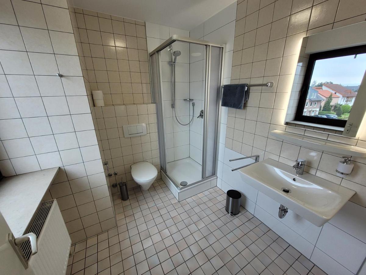Guesthouse Wi Rooms Jülich Eksteriør billede