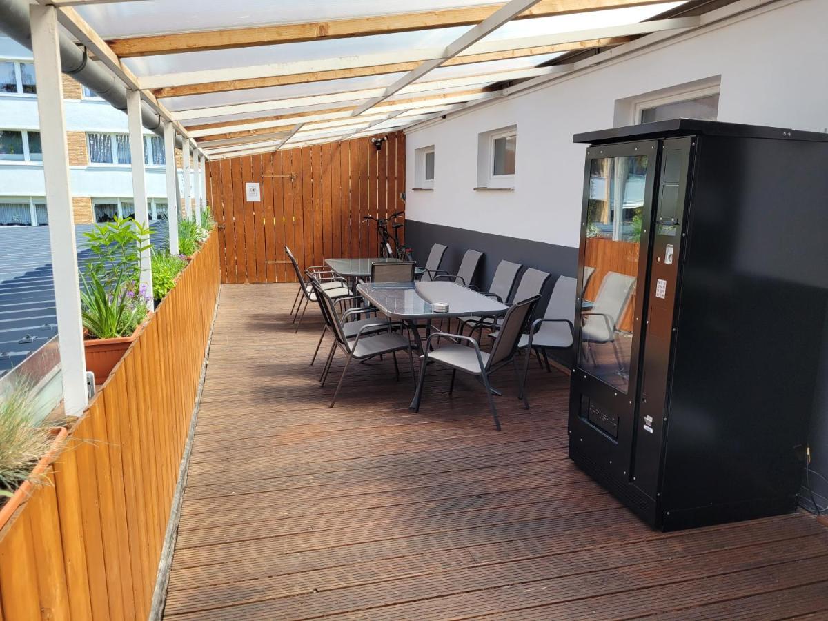 Guesthouse Wi Rooms Jülich Eksteriør billede