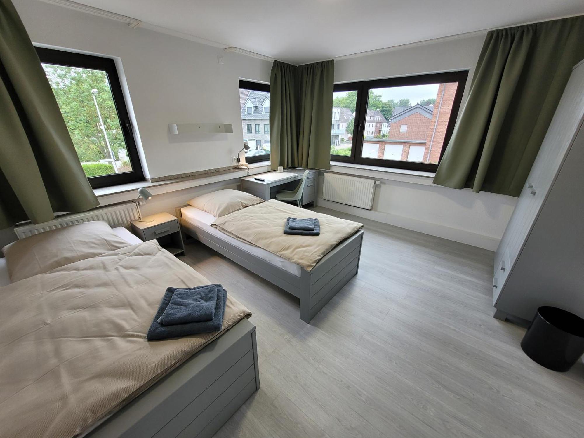 Guesthouse Wi Rooms Jülich Eksteriør billede