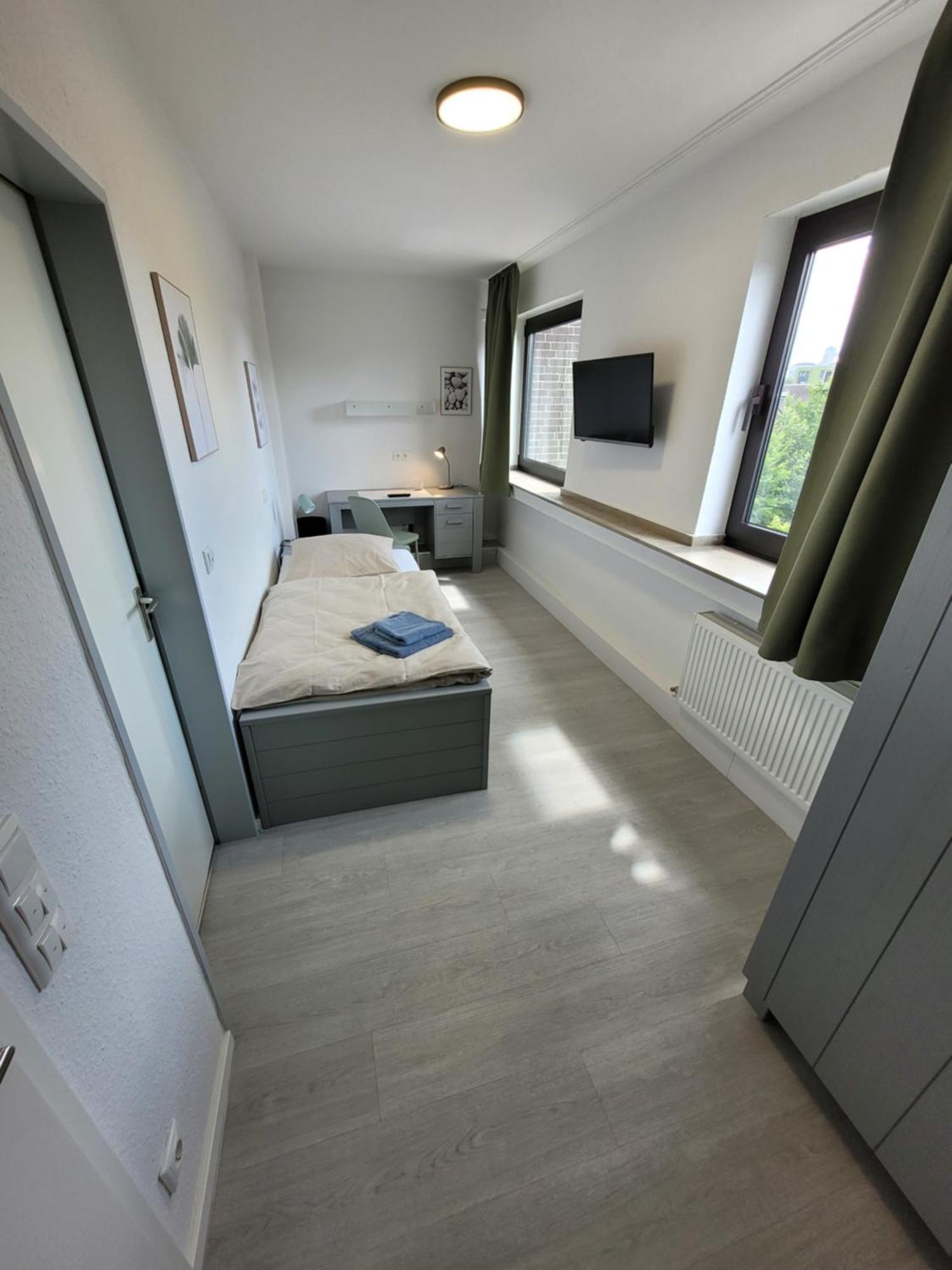 Guesthouse Wi Rooms Jülich Eksteriør billede