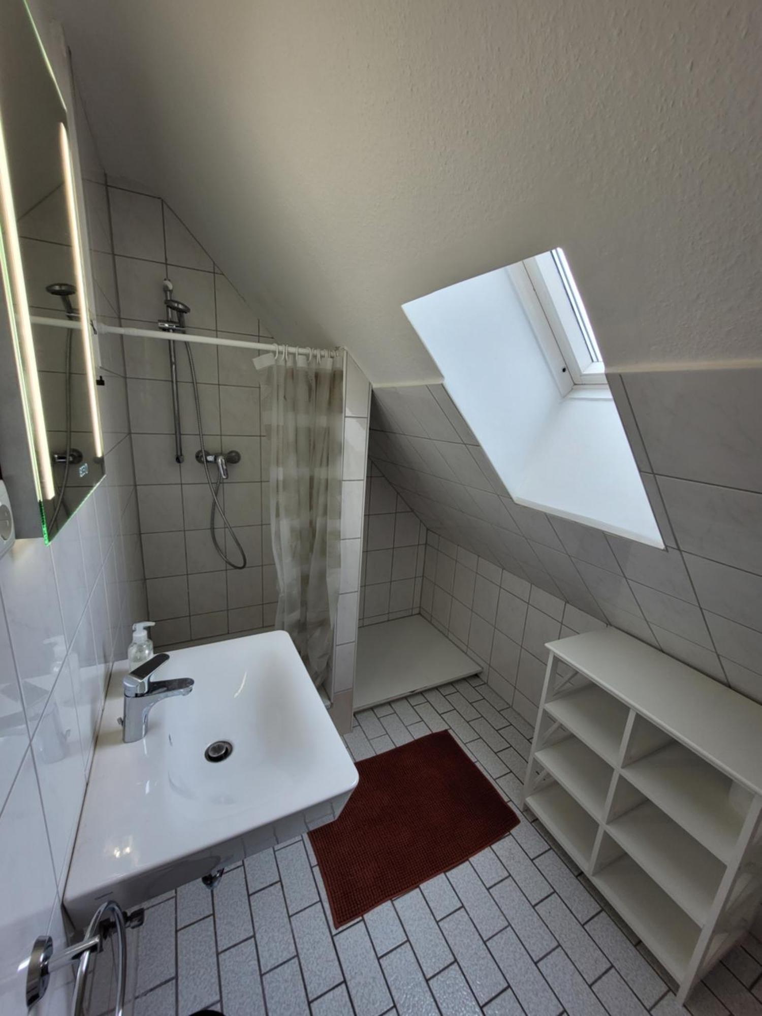 Guesthouse Wi Rooms Jülich Eksteriør billede